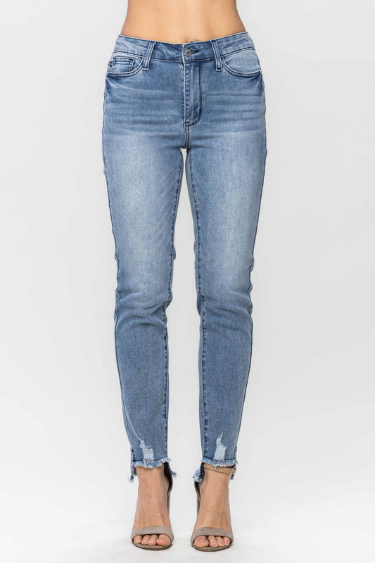 Judy Blue "Mallory" Mid Rise Cool Denim Relaxed Fit