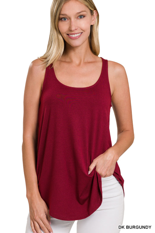 Sleeveless round neck round hem top